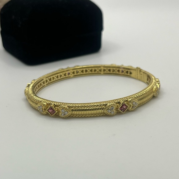 Judith Ripka 18K Yellow Gold Diamond Bangle Bracelet - Picture 1 of 6